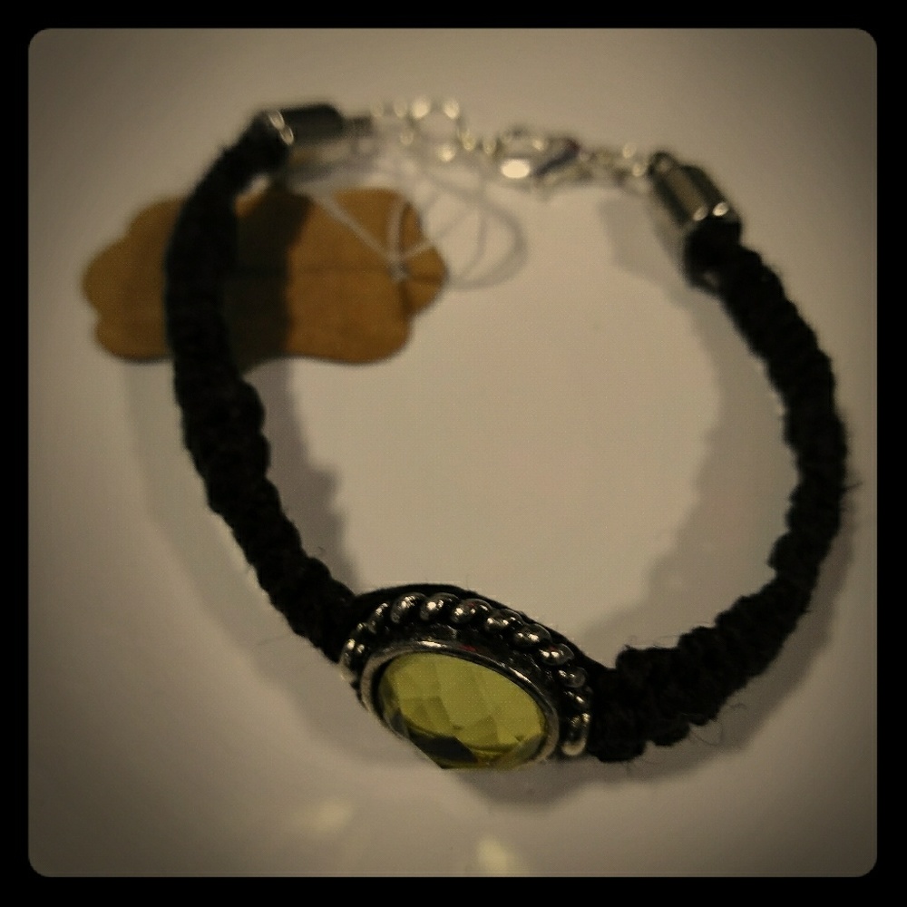 Bracelet
